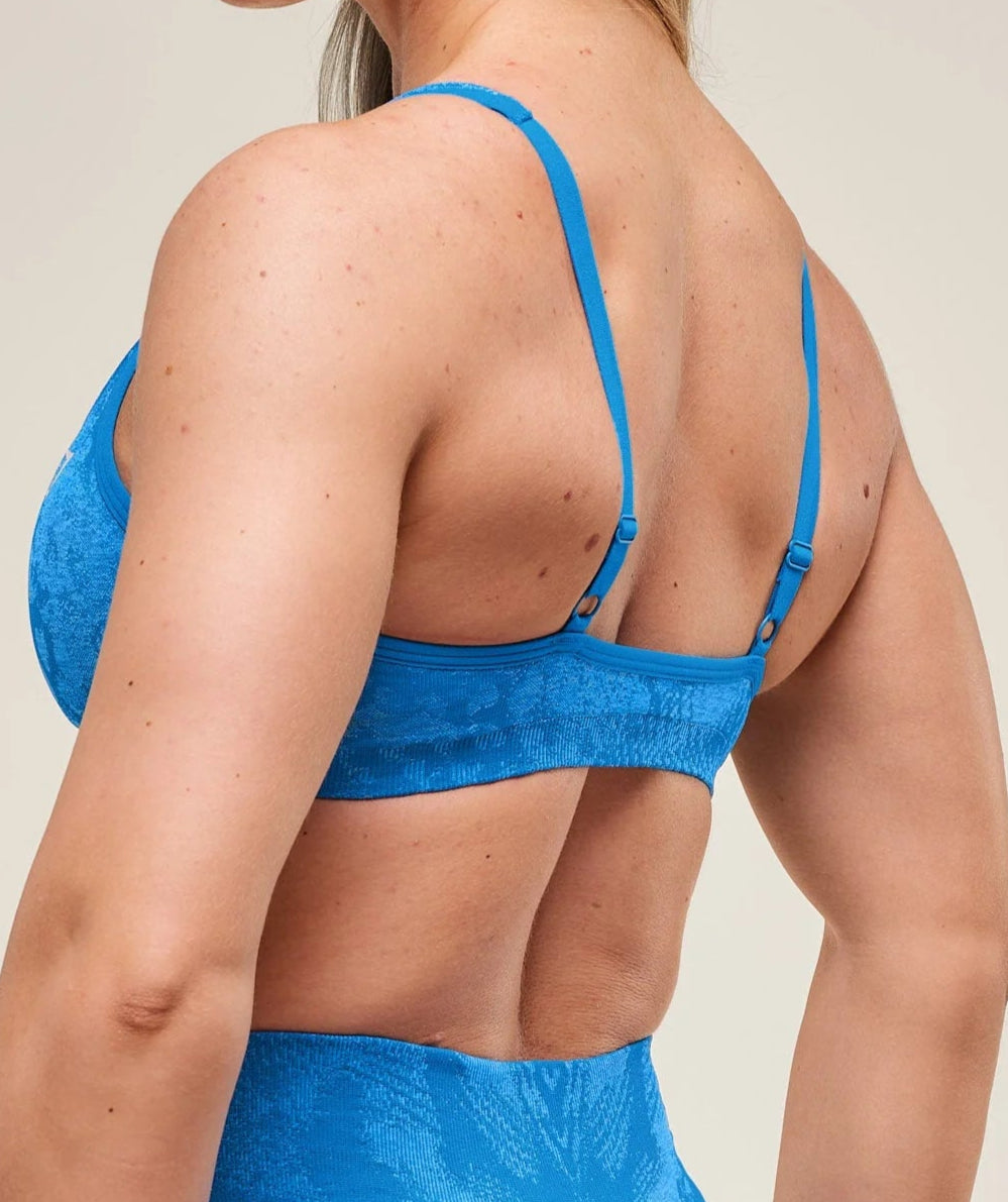 Gymshark Lebanon - Adapt X Whitney Animal Seamless Twist Front Bra Barbell Blue - Back