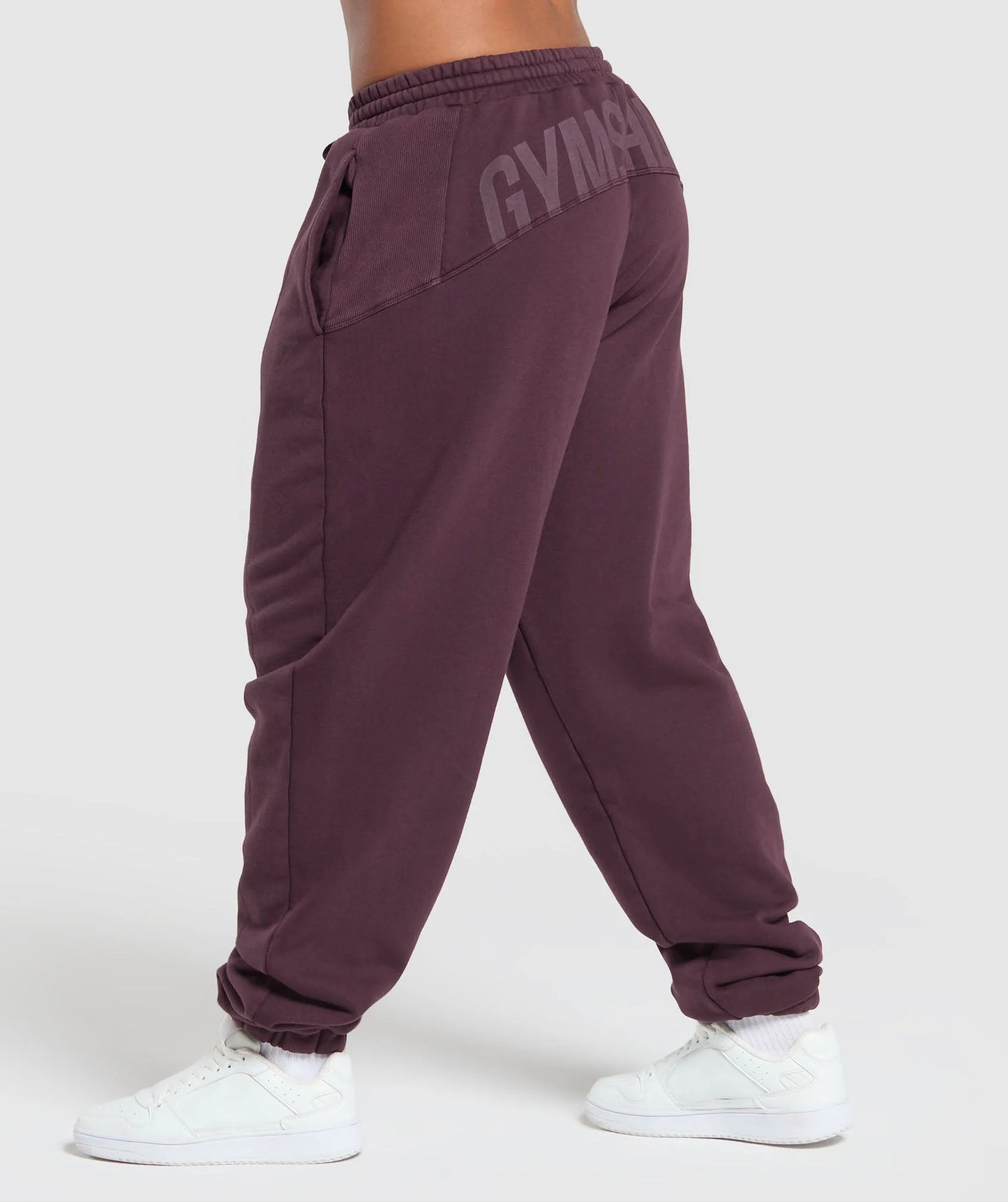 GYMSHARK Lebanon - Power Washed Joggers Depth Purple - Side