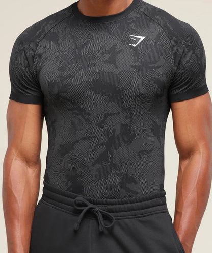 Geo Seamless T-Shirt - Black - Front