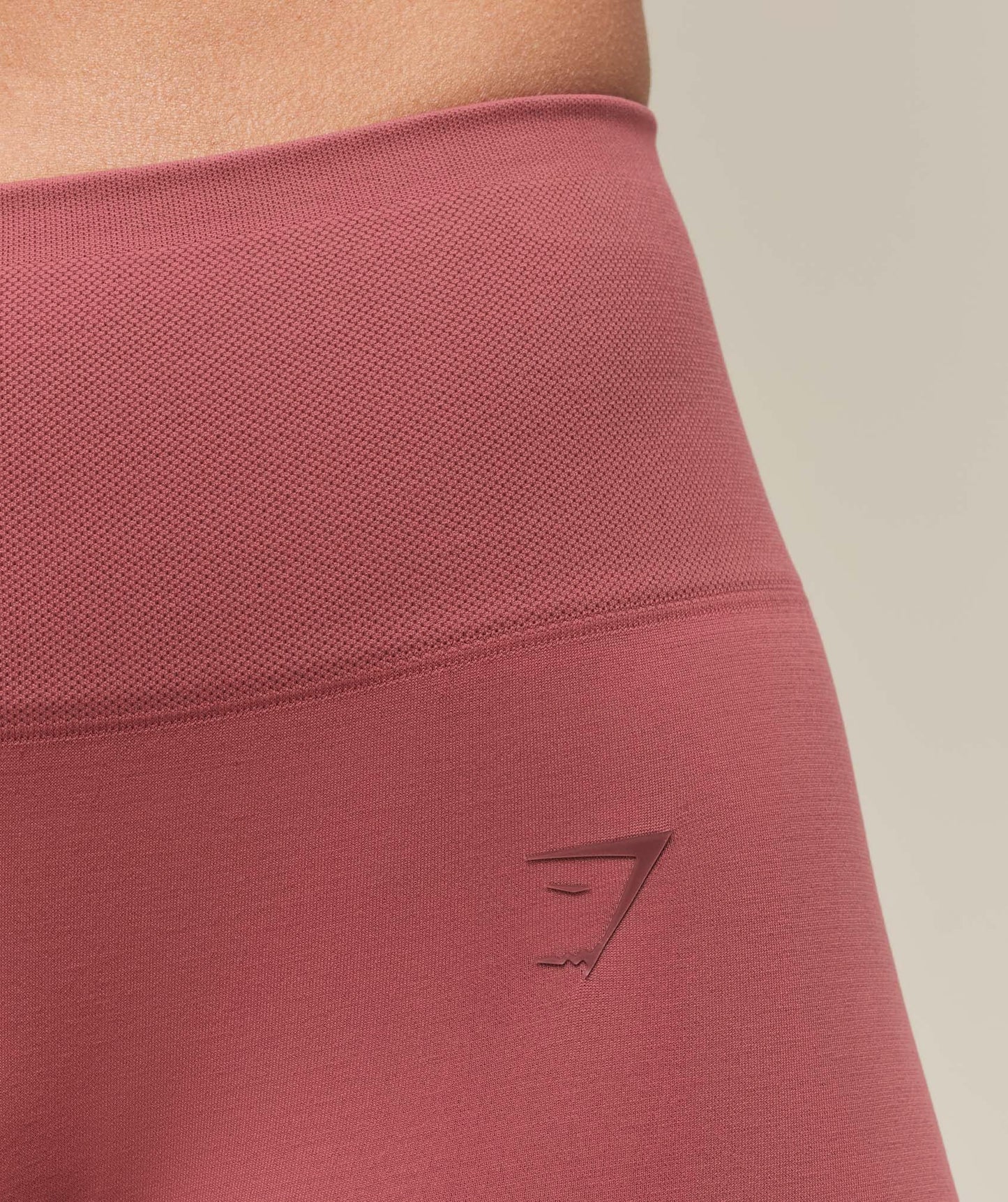 GYMSHARK Lebanon - Soft Sculpt Leggings Washed Berry Pink - Front Close up