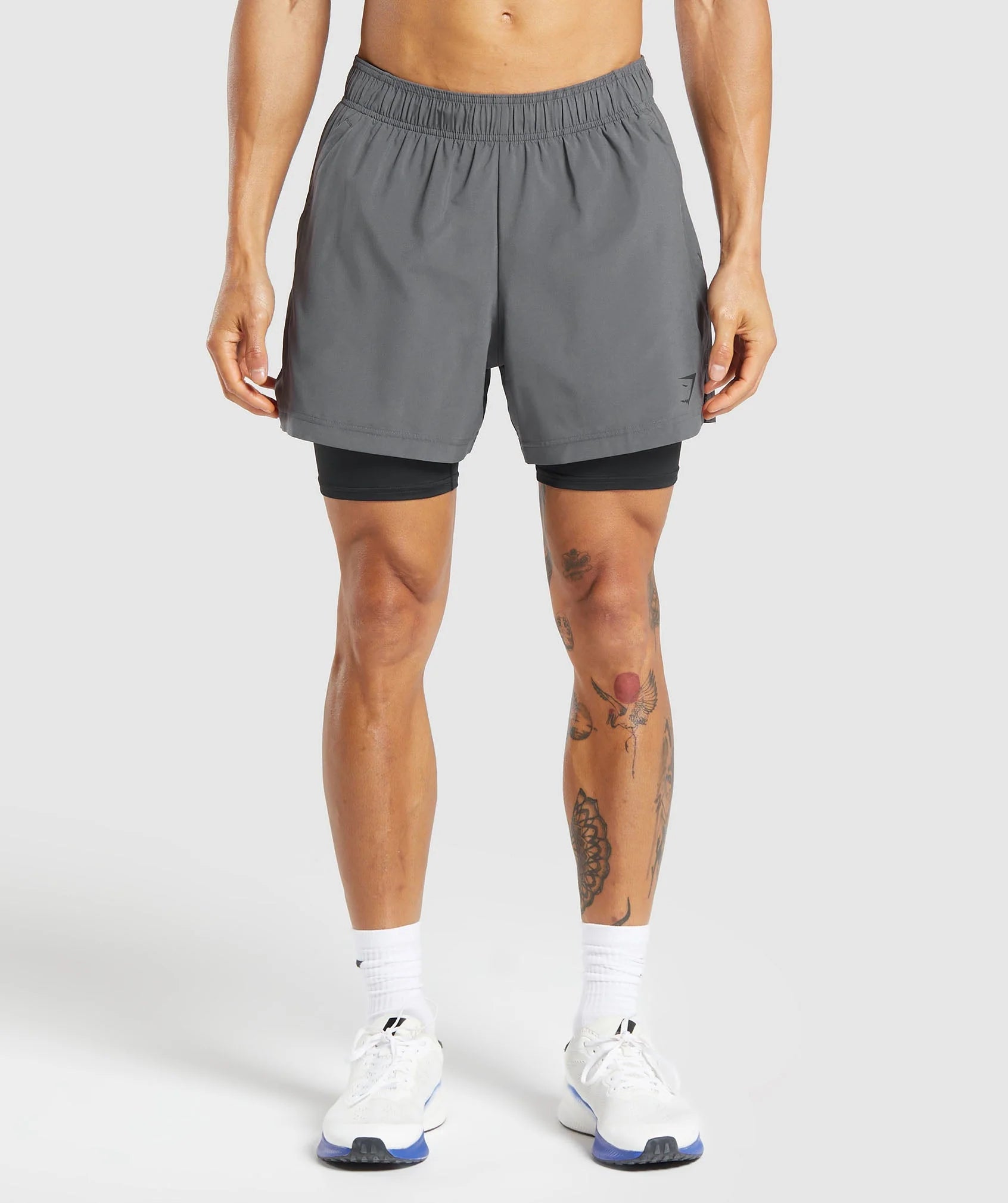 GYMSHARK Lebanon - Sport 5" 2 in 1 Shorts Dark Grey & Black - Front