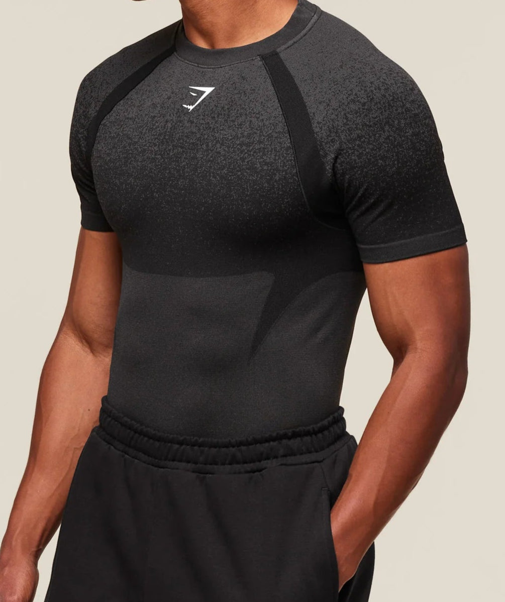 GYMSHARK Lebanon - Shadow Seamless T Shirt Black - Front Side